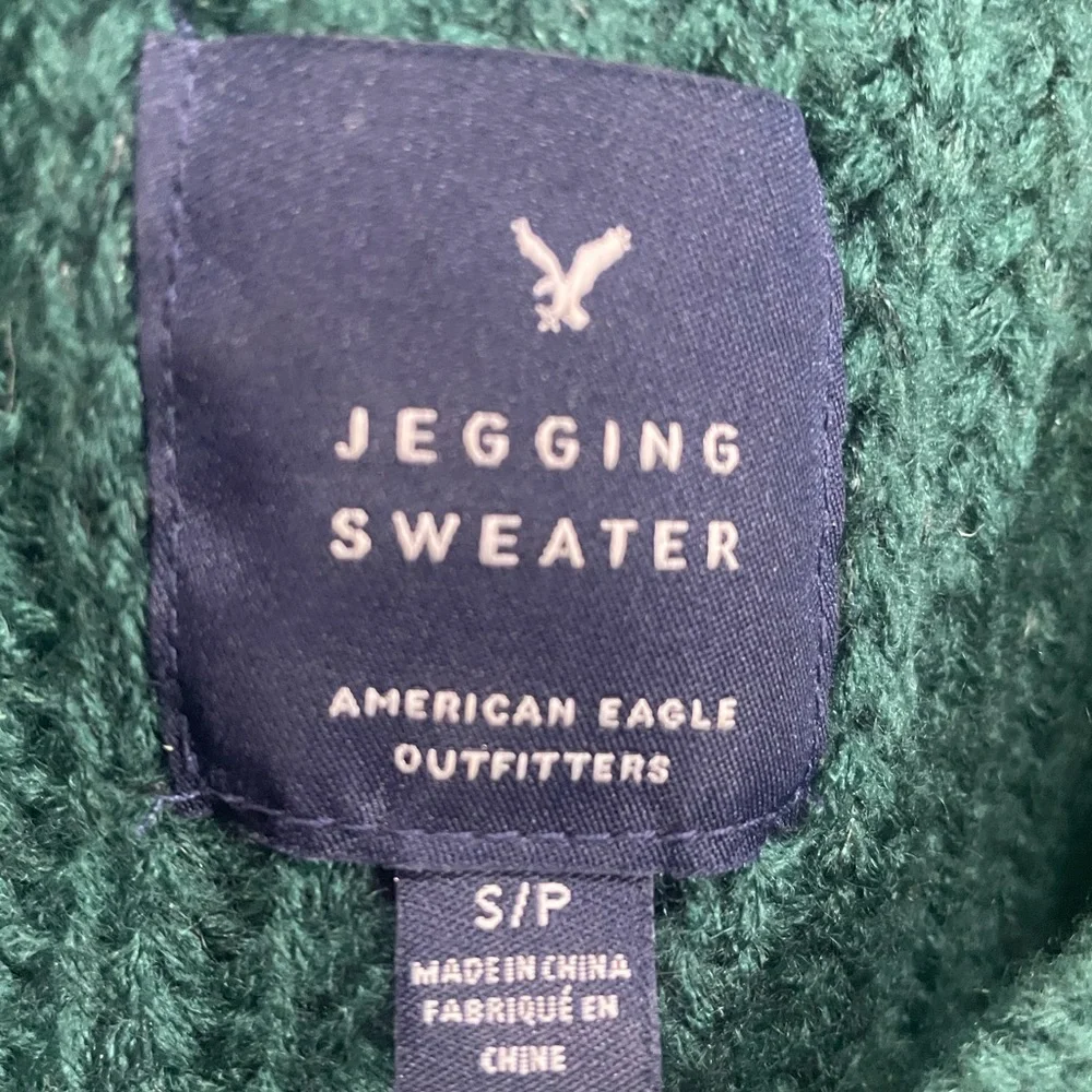 American Eagle Jegging Sweater - Picture 3 of 3